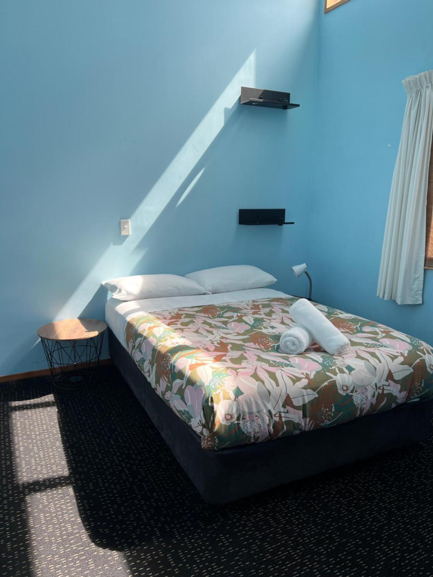 On Top Backpackers Dunedin Eksteriør billede
