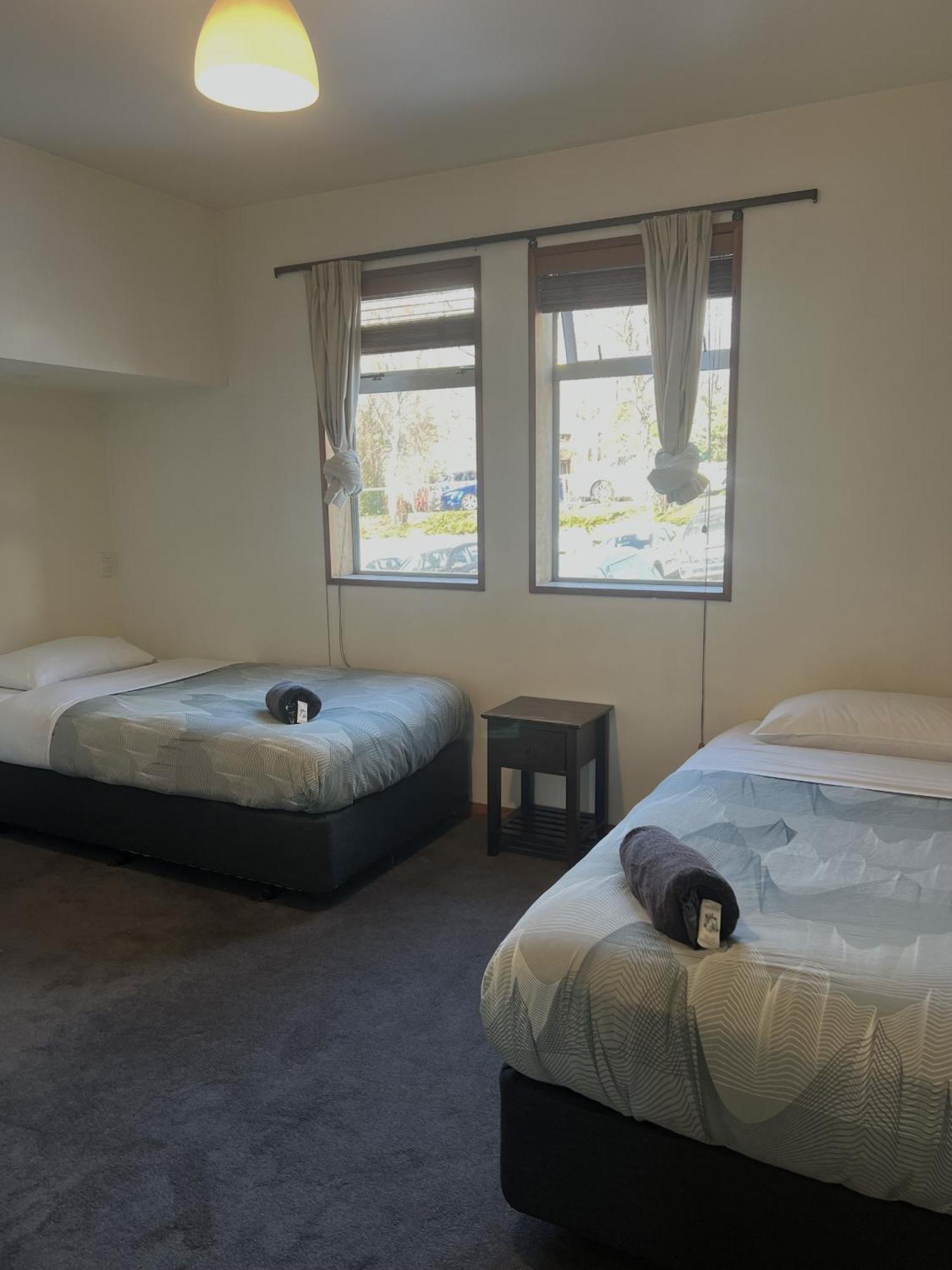 On Top Backpackers Dunedin Eksteriør billede
